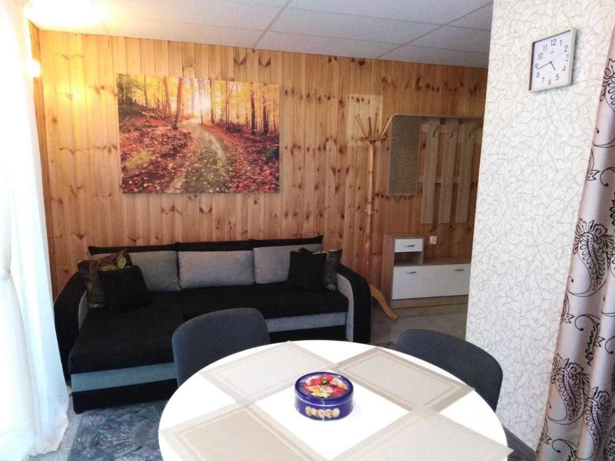 Mustvee Creek Cottage מראה חיצוני תמונה