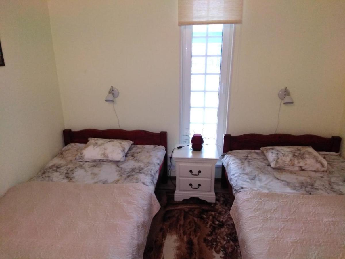 Mustvee Creek Cottage מראה חיצוני תמונה