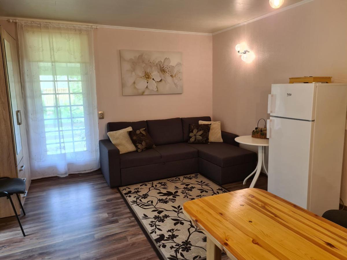 Mustvee Creek Cottage מראה חיצוני תמונה