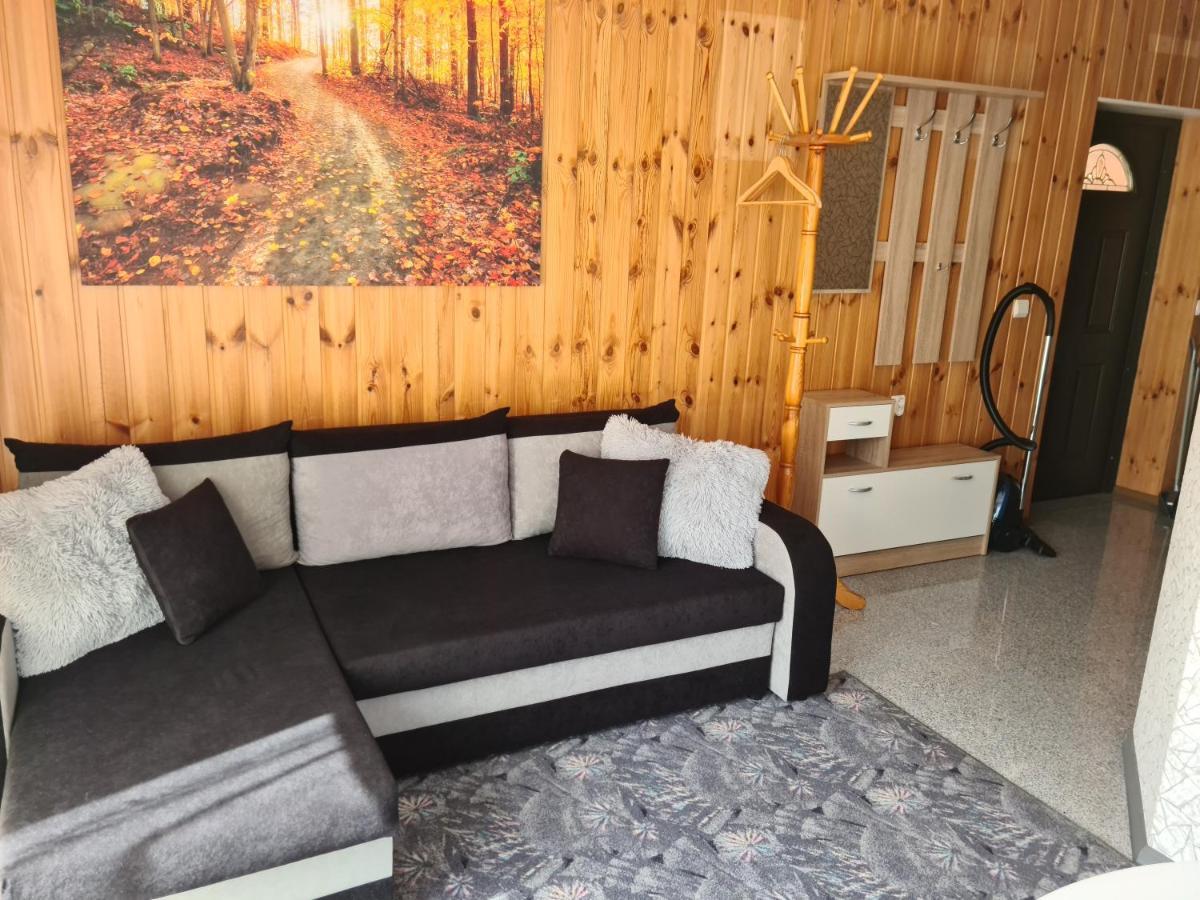 Mustvee Creek Cottage מראה חיצוני תמונה